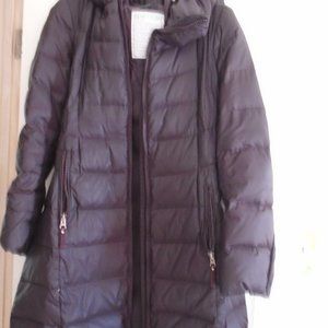 Hooded down coat, medium size, brown colour